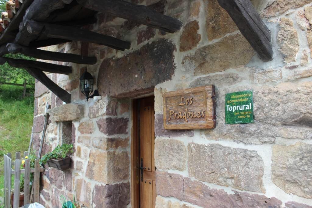 Los Pradones San Roque de Ríomiera 외부 사진