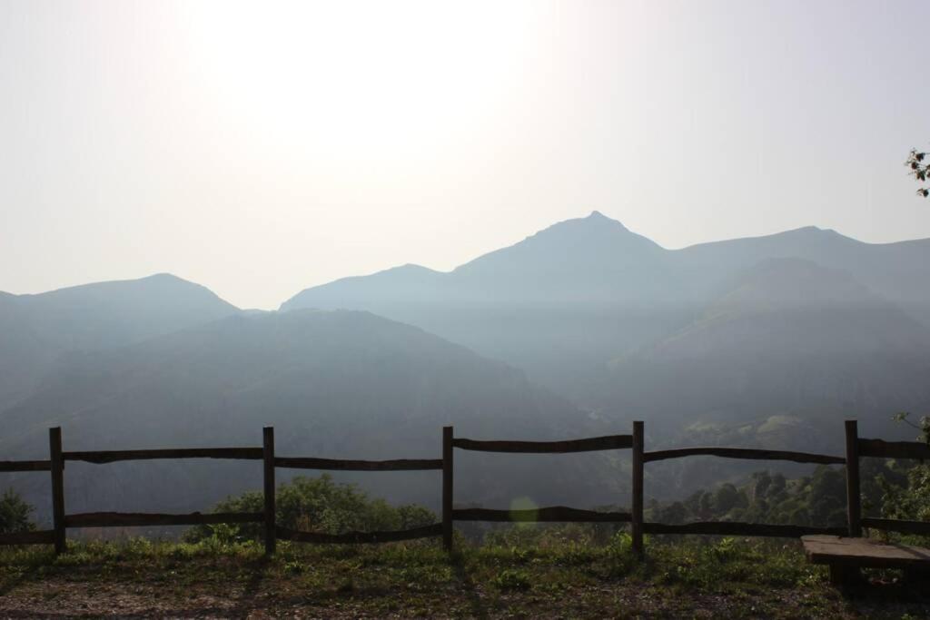 Los Pradones San Roque de Ríomiera 외부 사진