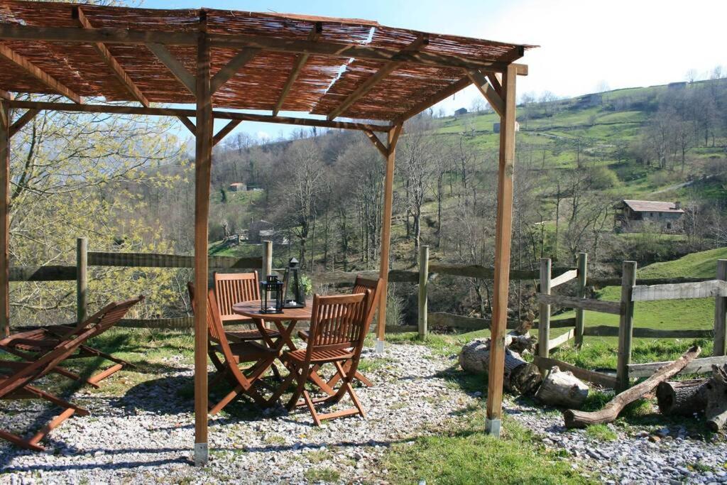 Los Pradones San Roque de Ríomiera 외부 사진